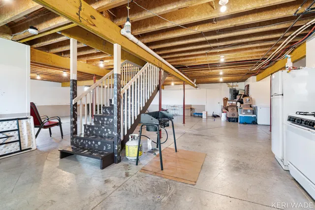 $509,900 | 7253 Skeels Road, Holton, MI 49425