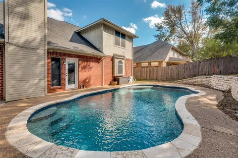 $340,000 | 3902 Amy Court, Arlington, TX 76016
