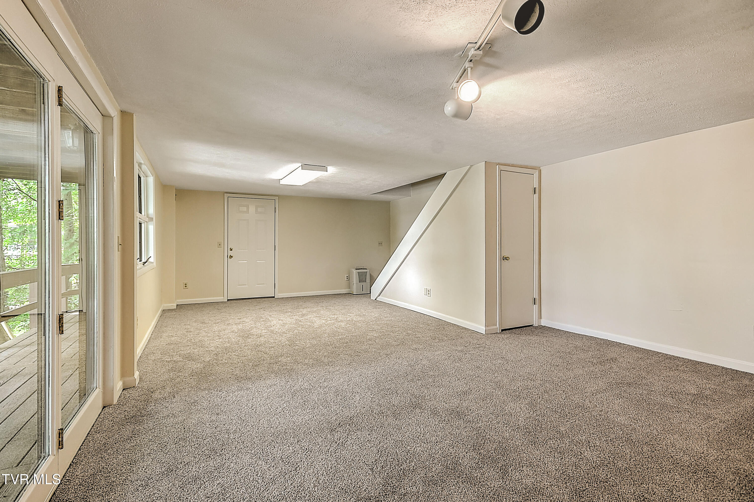 490 Hideaway Farm Road Piney Flats, TN 37686 - Photo 49 of 102 490 Hideaway ES-49