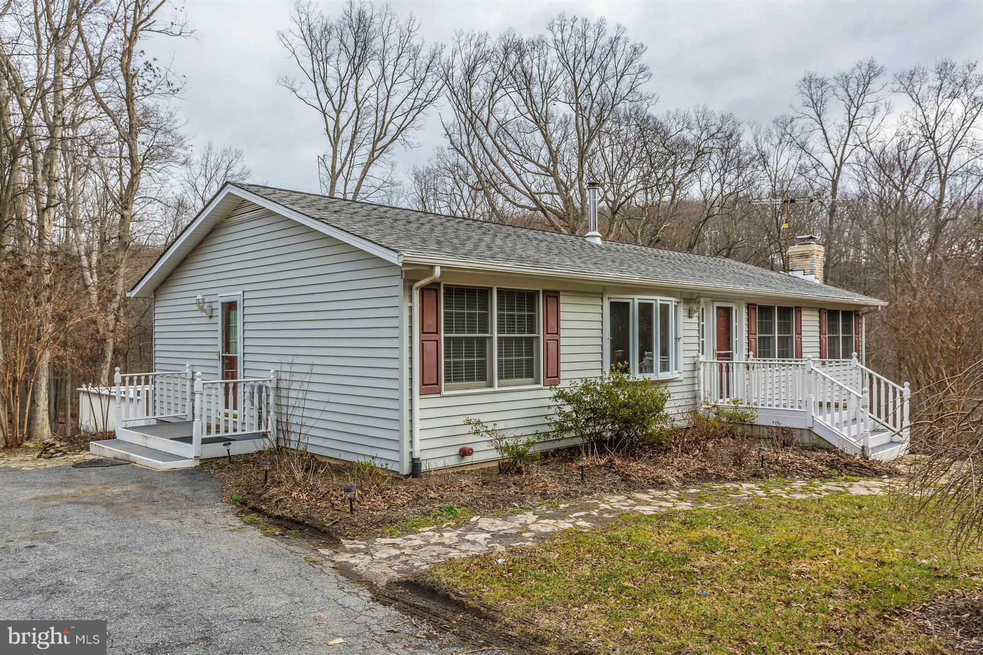 18350 New Cut Road Mount Airy, MD 21771 - Photo 2 of 26 Exterior (Front)