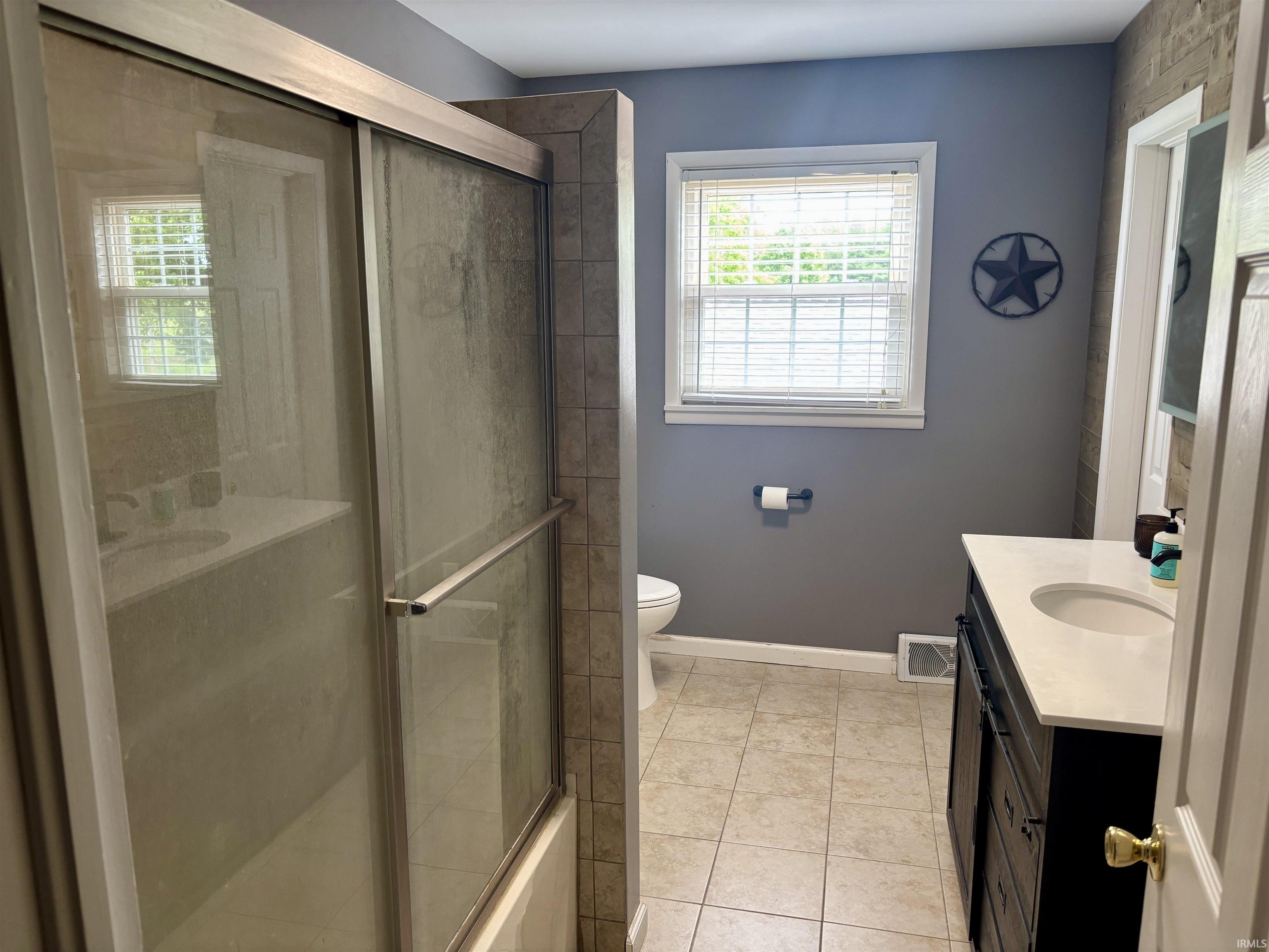 1018 Jersey Street Washington, IN 47501 - Photo 16 of 29