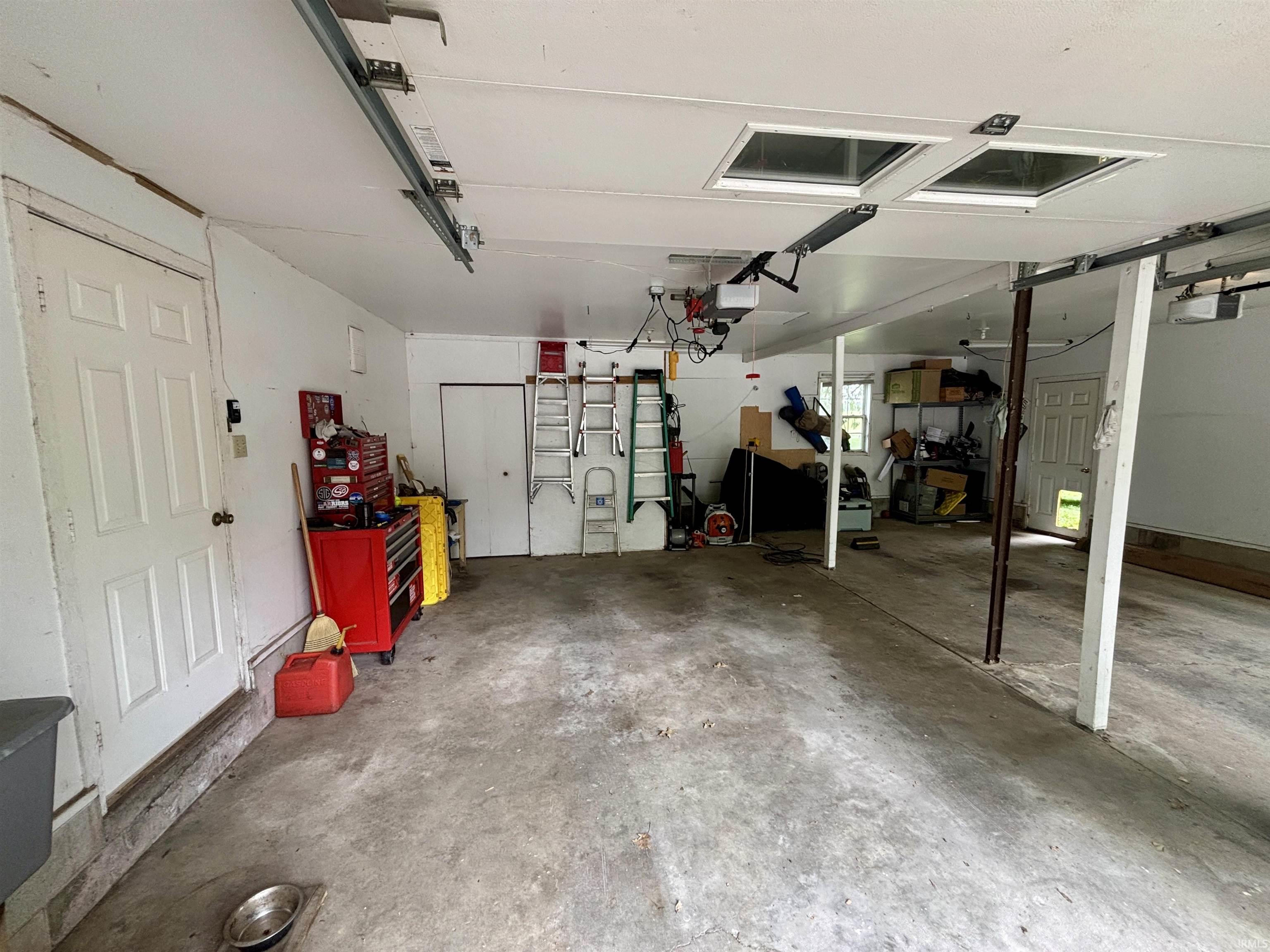 1018 Jersey Street Washington, IN 47501 - Photo 23 of 29