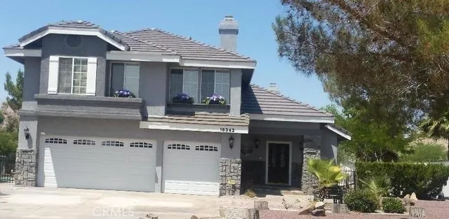 $2,875 | 16342 Ridge View Drive, Apple Valley, CA 92307