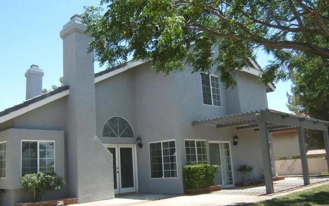 $2,875 | 16342 Ridge View Drive, Apple Valley, CA 92307