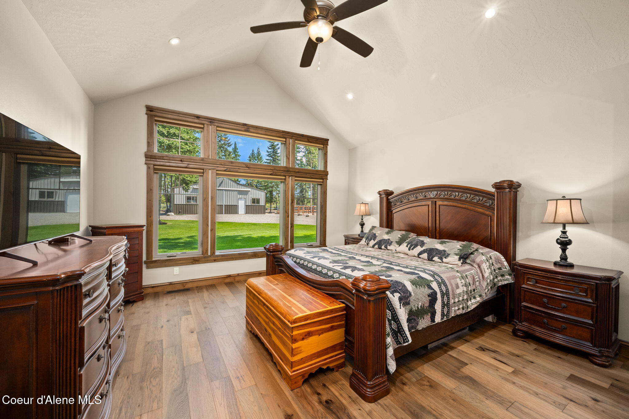 1609 East Amulet Circle Rathdrum, ID 83858 - Photo 19 of 68 Primary suite