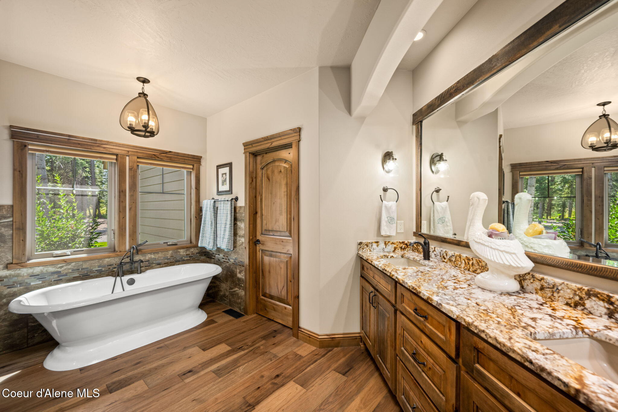 1609 East Amulet Circle Rathdrum, ID 83858 - Photo 21 of 68 Spa like Primary suite