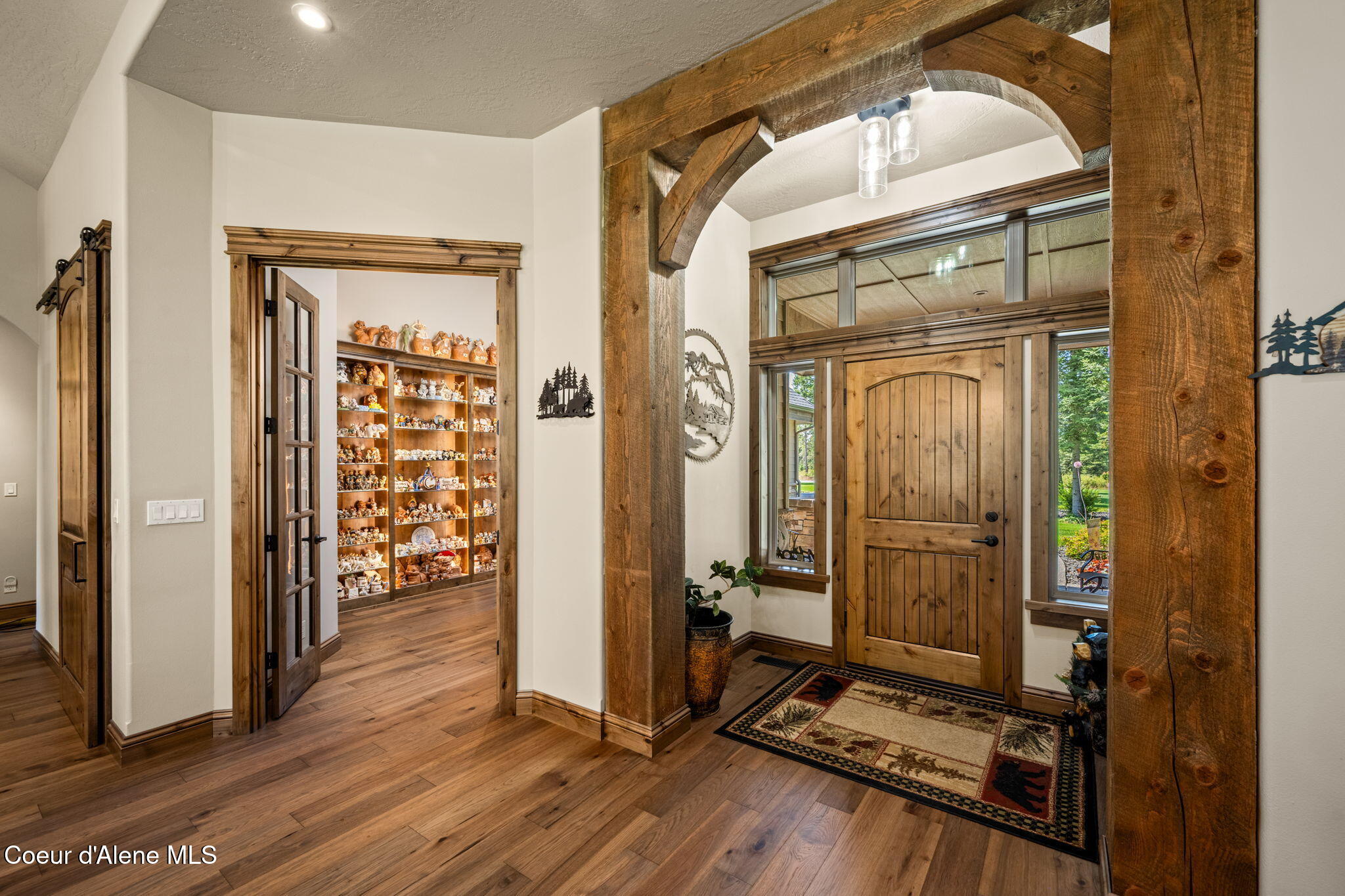 1609 East Amulet Circle Rathdrum, ID 83858 - Photo 5 of 68 Timbered arch entry