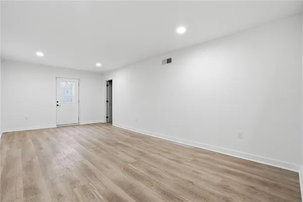 $3,850 | 313 Summit Ridge Drive, Lawrenceville, GA 30046