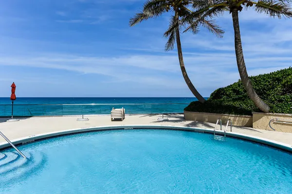 $5,500 | 5440 North Ocean Drive, Unit 304, Singer Island, FL 33404