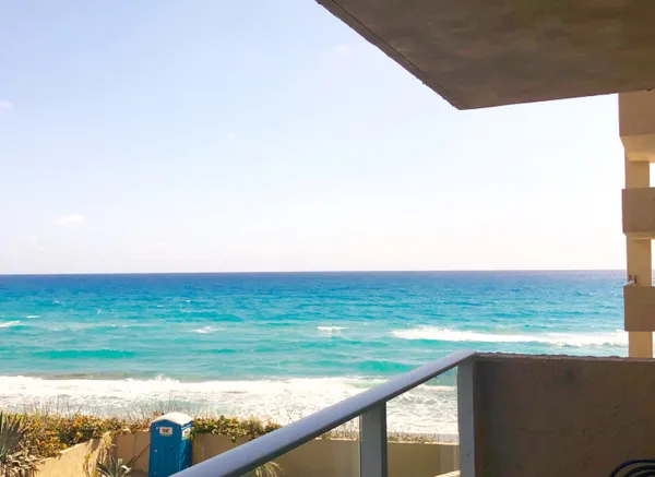 $5,500 | 5440 North Ocean Drive, Unit 304, Singer Island, FL 33404