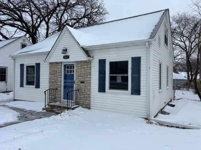 $375,000 | 5831 West Lake Street, St. Louis Park, MN 55416