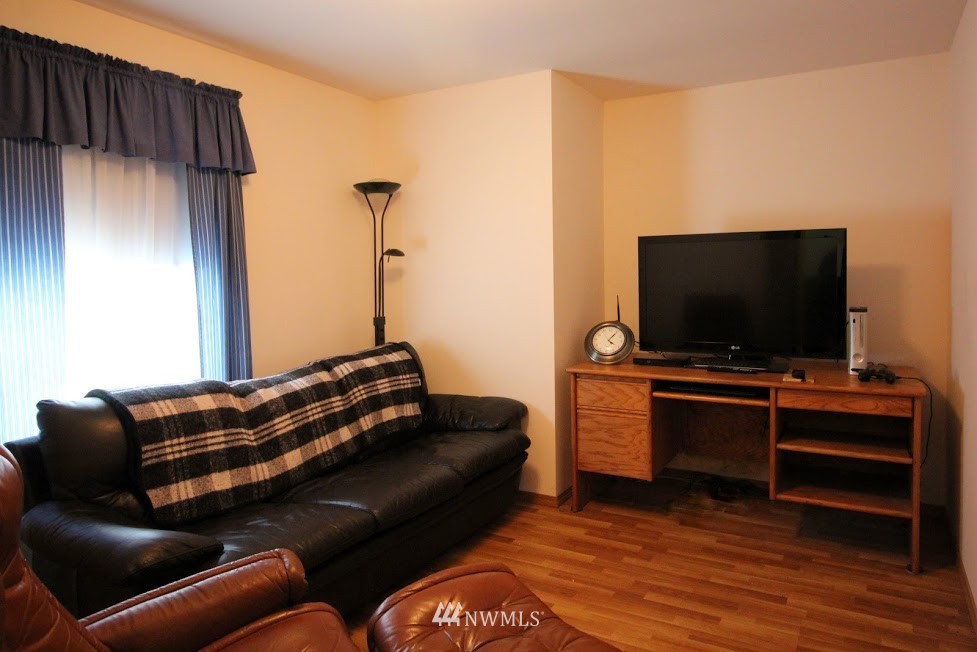 505 Rivendell Road Grapeview, WA 98546 - Photo 13 of 21 Gallery Image 13