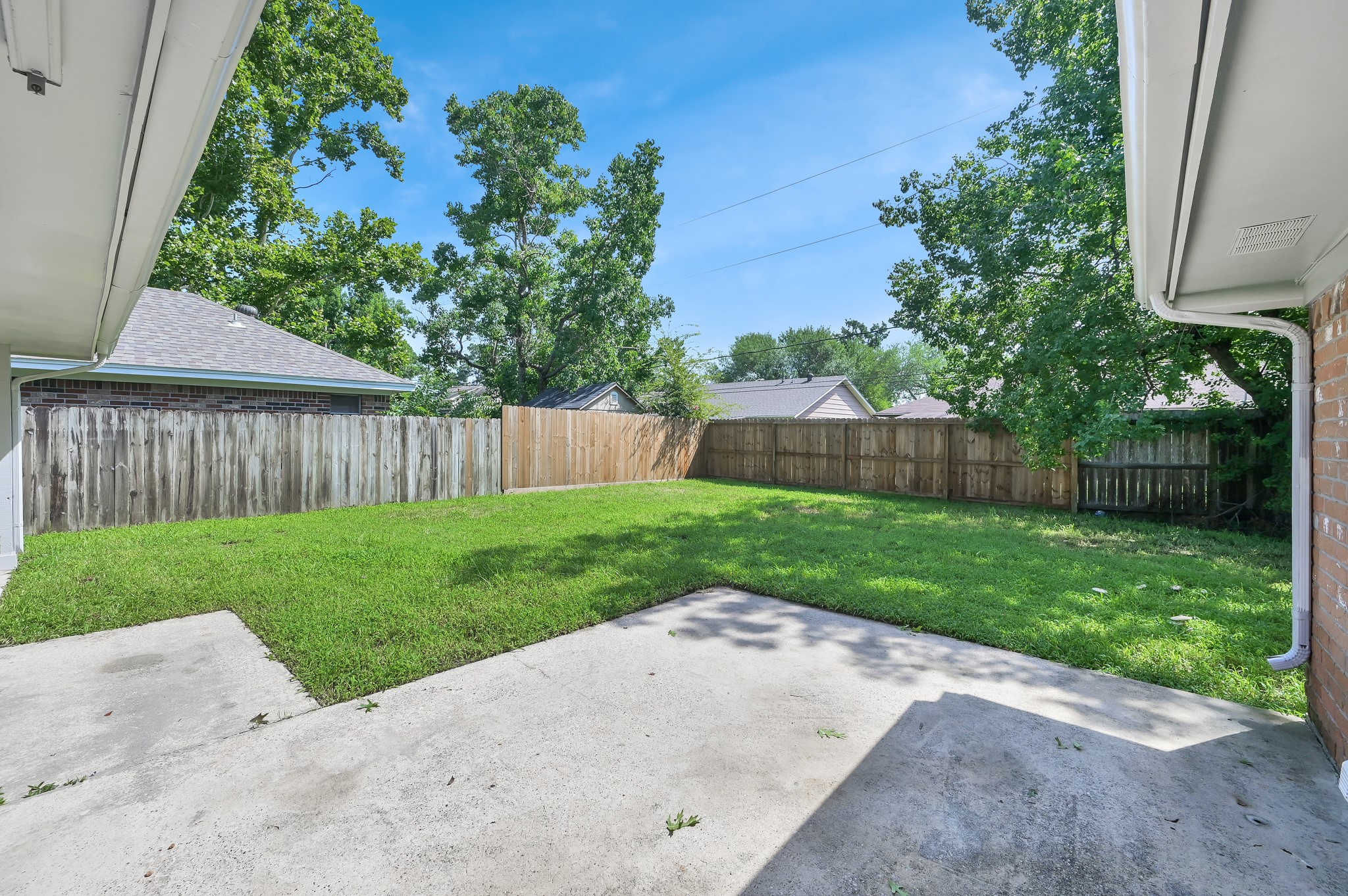 29610 Loddington Street Spring, TX 77386 - Photo 23 of 27 Patio, perfect for grilling