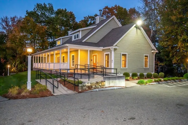 $875,000 | 141 Cortland Drive, Unit 141, North Andover, MA 01845