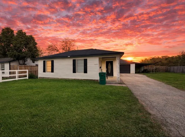 $170,000 | 1305 Jackson Avenue, Pasadena, TX 77506