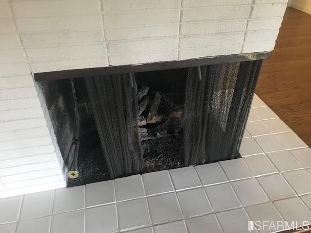 2 Oriole Road Orinda, CA 94563 - Photo 8 of 22 a bathroom with a shower