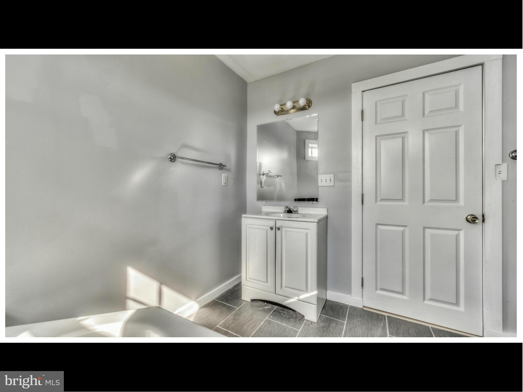 3103 Loch Raven Road Baltimore, MD 21218 - Photo 11 of 22 Bath