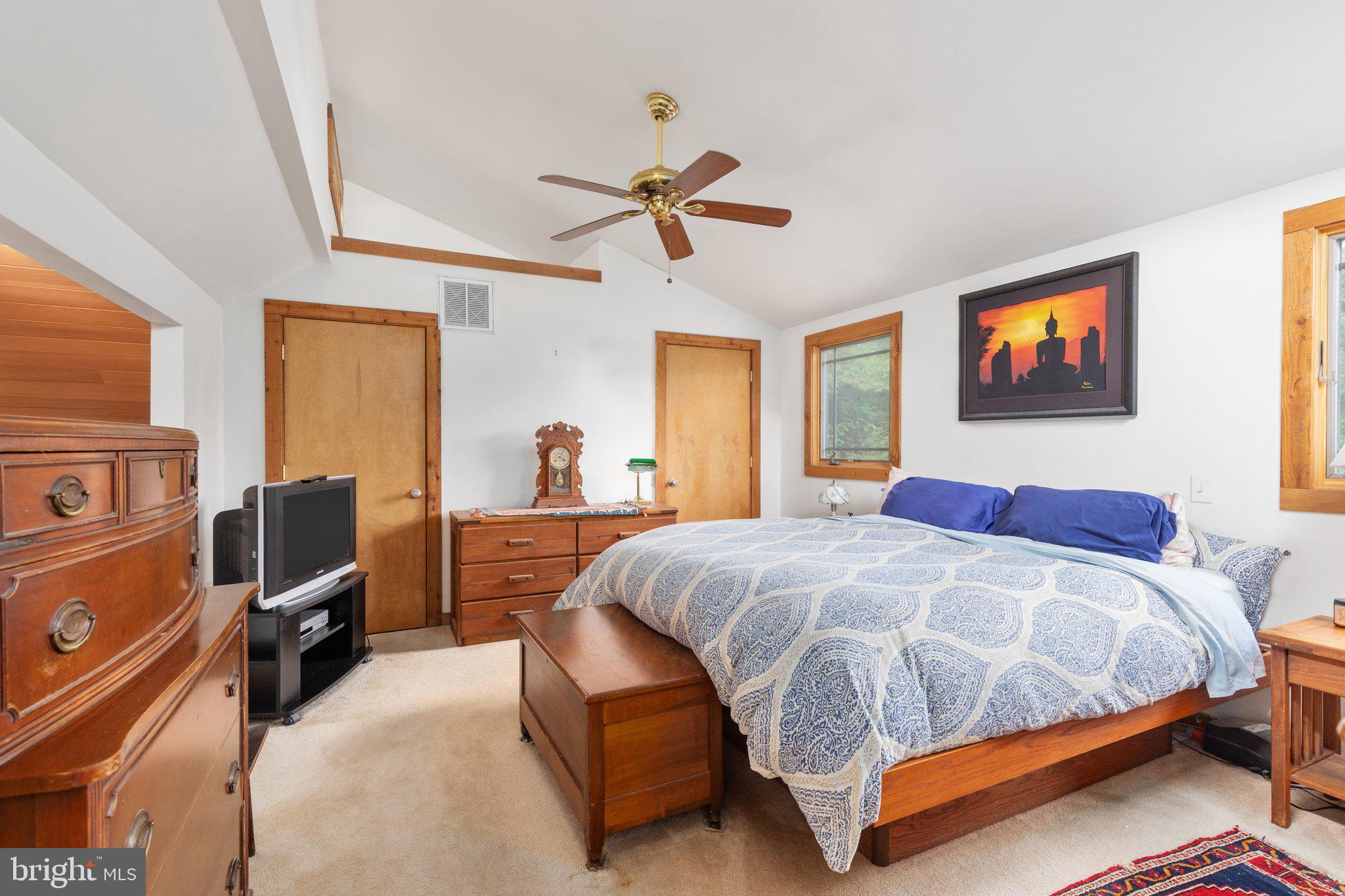 2140 Deer Rapids Road Strasburg, VA 22657 - Photo 16 of 39 Main bed