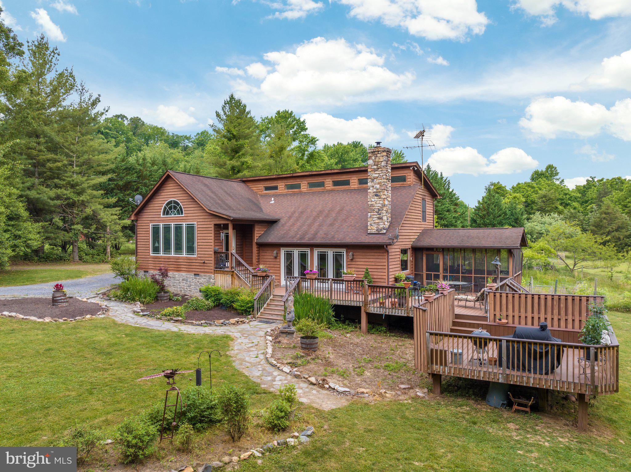 2140 Deer Rapids Road Strasburg, VA 22657 - Photo 3 of 39 Gallery Image 3