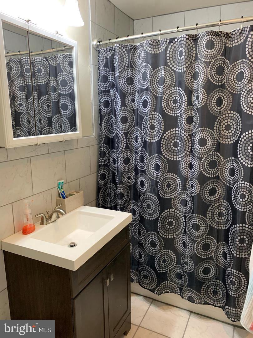 500 South 20th Street Philadelphia, PA 19146 - Photo 4 of 8