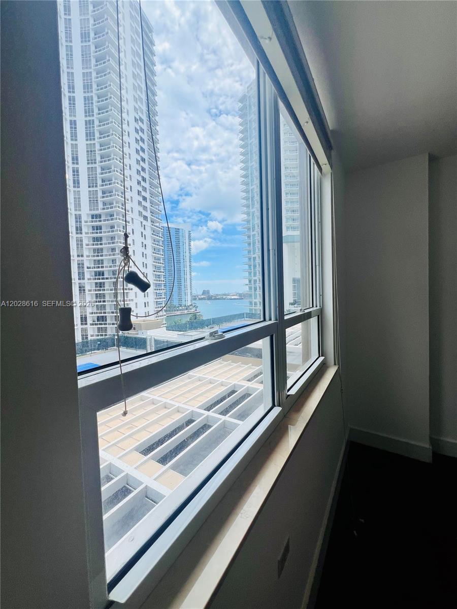 801 Brickell Key Boulevard, Unit 906 Miami, FL 33131 - Photo 12 of 29