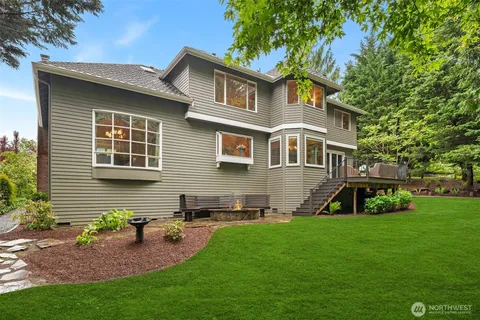 $2,369,000 | 18138 Northeast 130th Place, Redmond, WA 98052