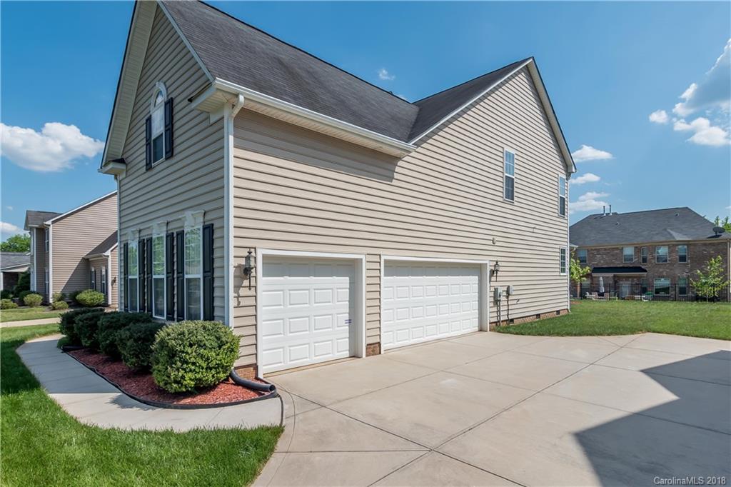 398 Fischer Road, Unit 35 Fort Mill, SC 29715 - Photo 32 of 34