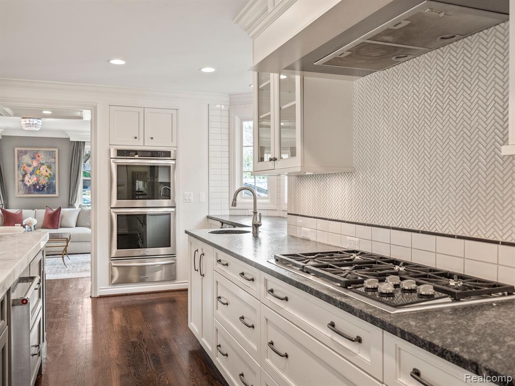 950 Waddington Road Bloomfield Hills, MI 48301 - Photo 7 of 60