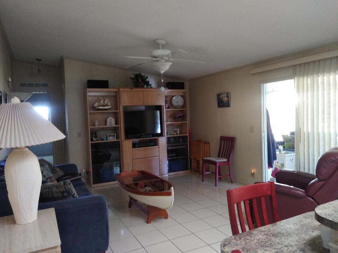 504 Thames Bluff Ridge Fort Pierce, FL 34982 - Photo 20 of 35 Family Room view #3