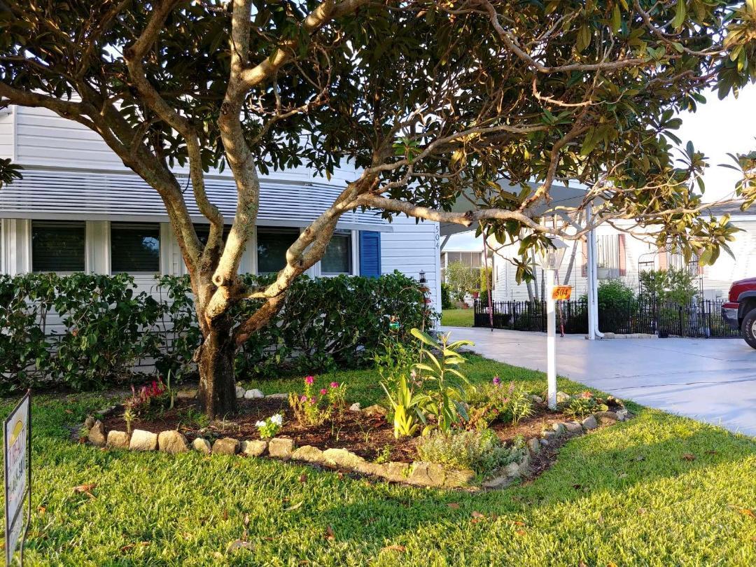 504 Thames Bluff Ridge Fort Pierce, FL 34982 - Photo 3 of 35 Front view #3