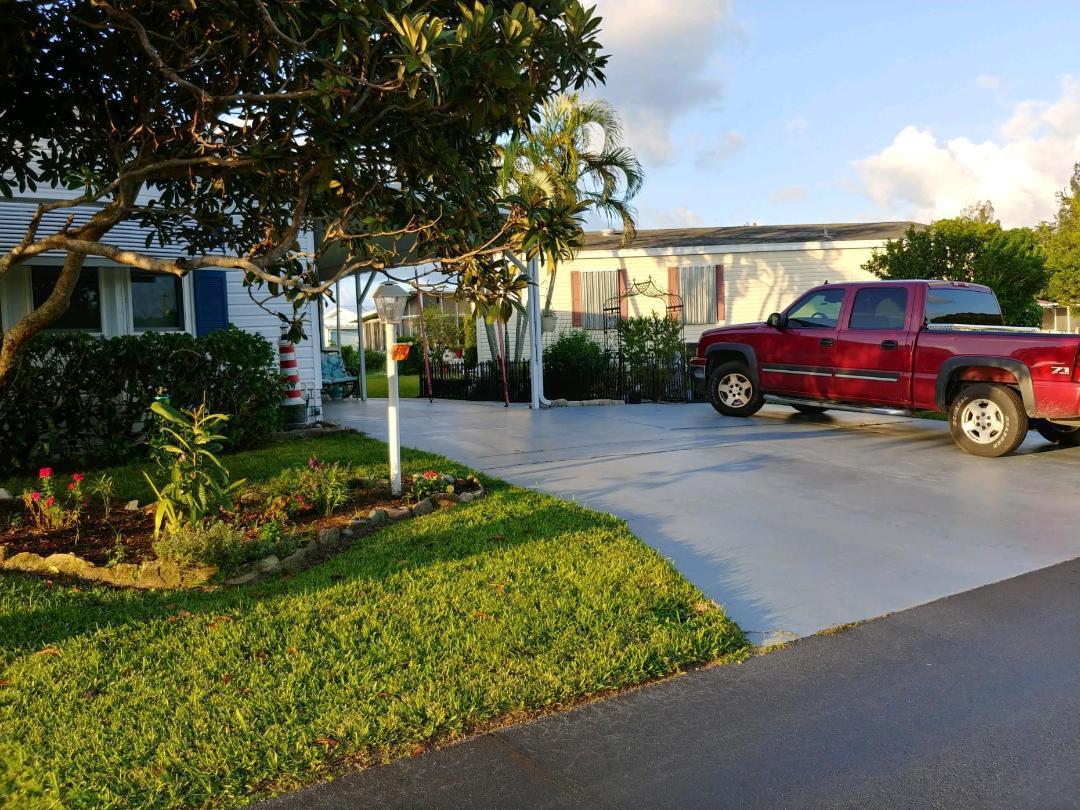 504 Thames Bluff Ridge Fort Pierce, FL 34982 - Photo 4 of 35 Front view #4