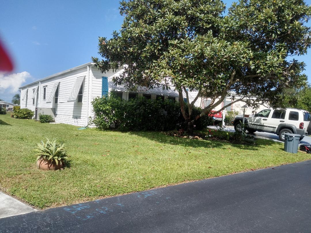504 Thames Bluff Ridge Fort Pierce, FL 34982 - Photo 6 of 35 Front view left side of home