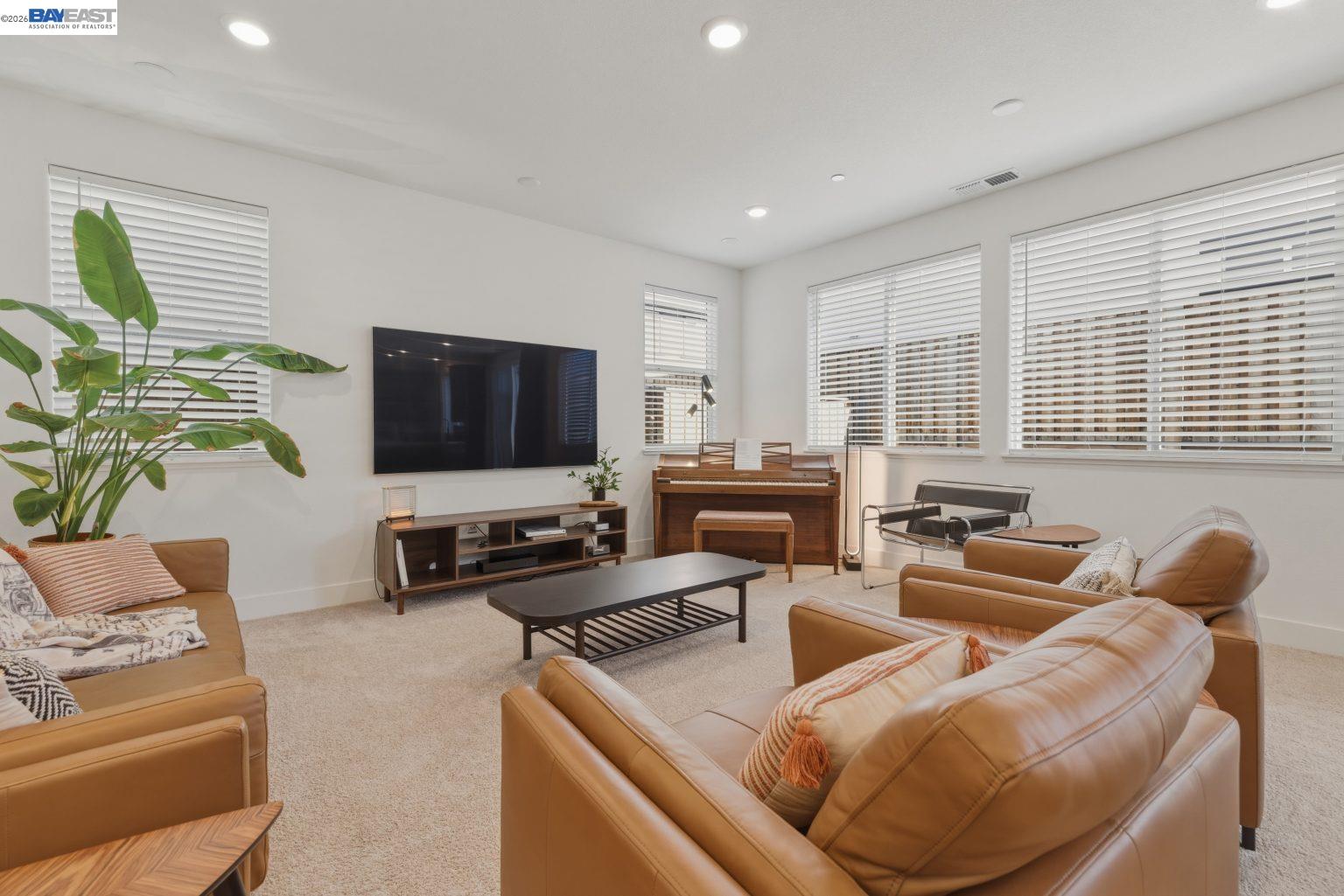 385 Ramos Ranch Road Oakley, CA 94561 - Photo 13 of 59