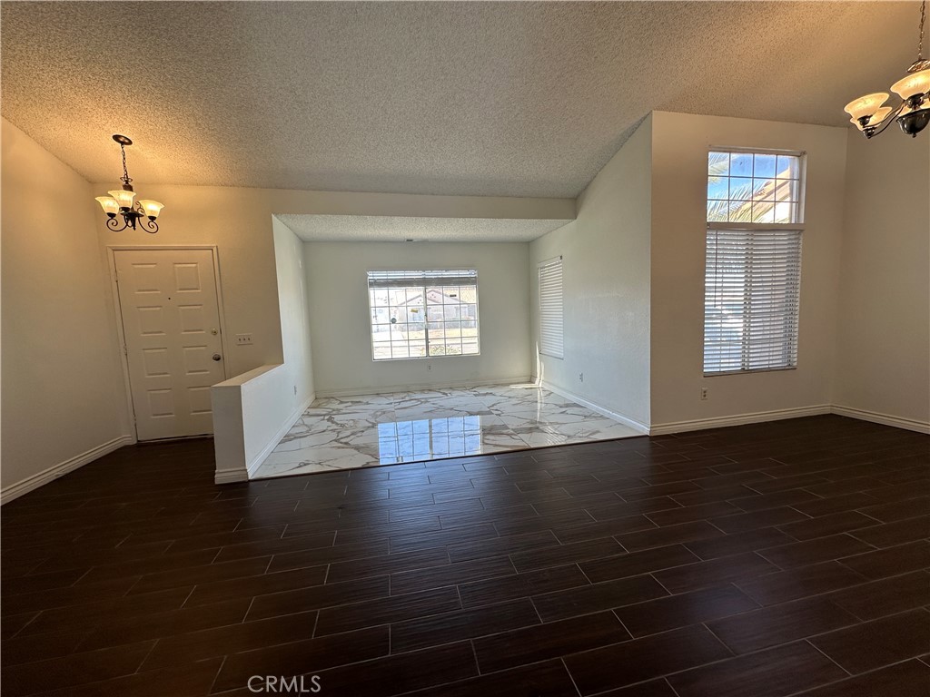 12965 Mirage Road Victorville, CA 92392 - Photo 5 of 17