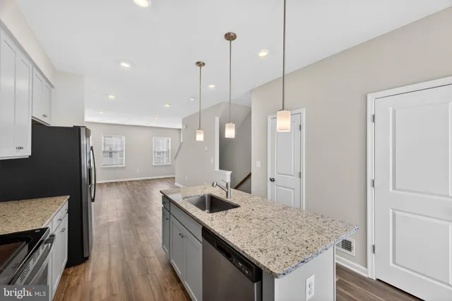 $1,900 | 63 Rolling Branch Drive, Ranson, WV 25438