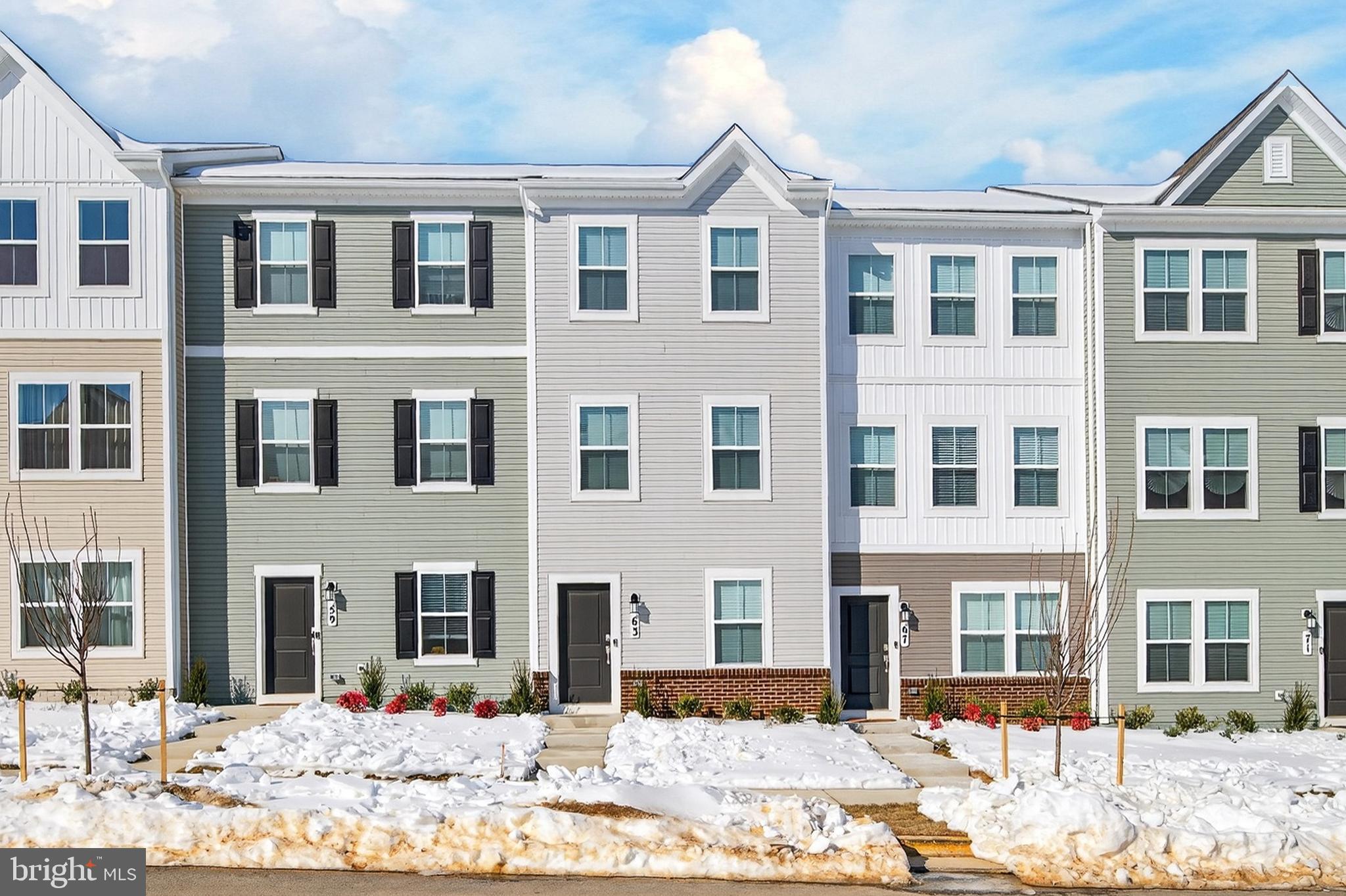 63 Rolling Branch Drive Ranson, WV 25438 - Photo 2 of 36