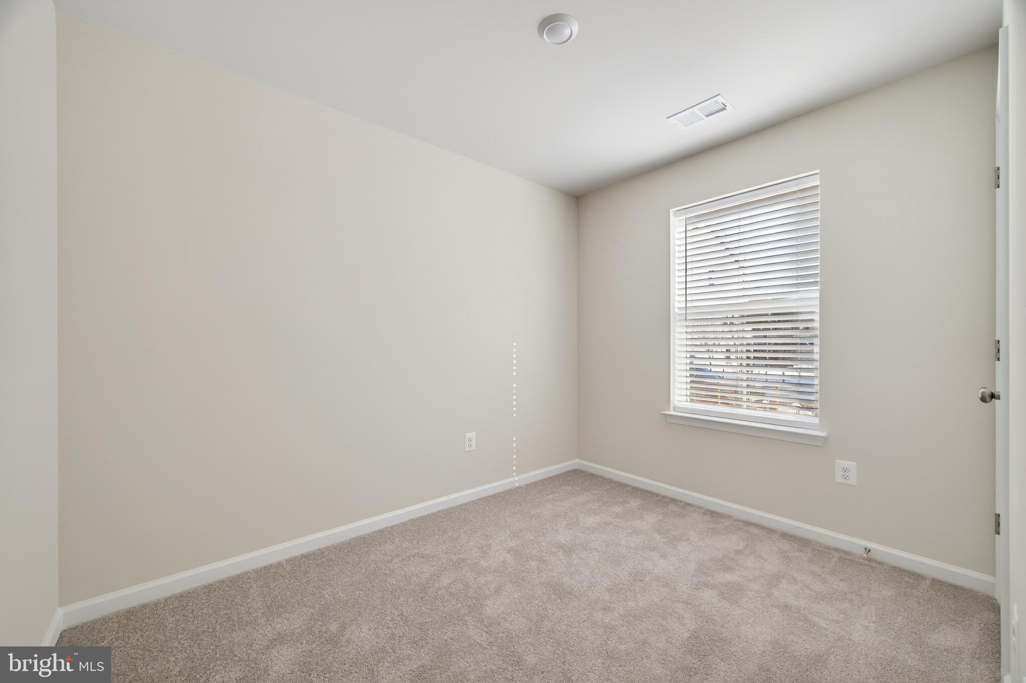 63 Rolling Branch Drive Ranson, WV 25438 - Photo 5 of 36