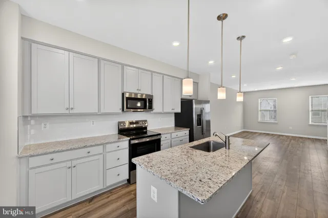 $1,900 | 63 Rolling Branch Drive, Ranson, WV 25438