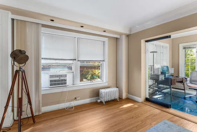 $165,000 | 808 West Park Avenue, Unit 8, Champaign, IL 61820