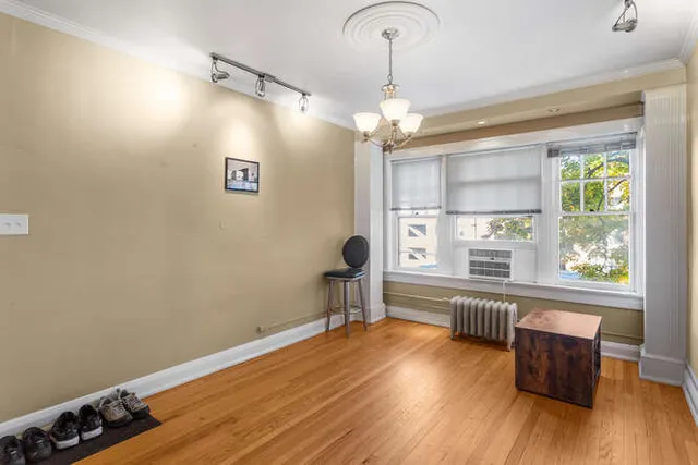 $165,000 | 808 West Park Avenue, Unit 8, Champaign, IL 61820