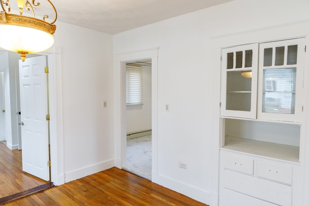 116 Colburn Street Dedham, MA 02026 - Photo 5 of 26 Gallery Image 5