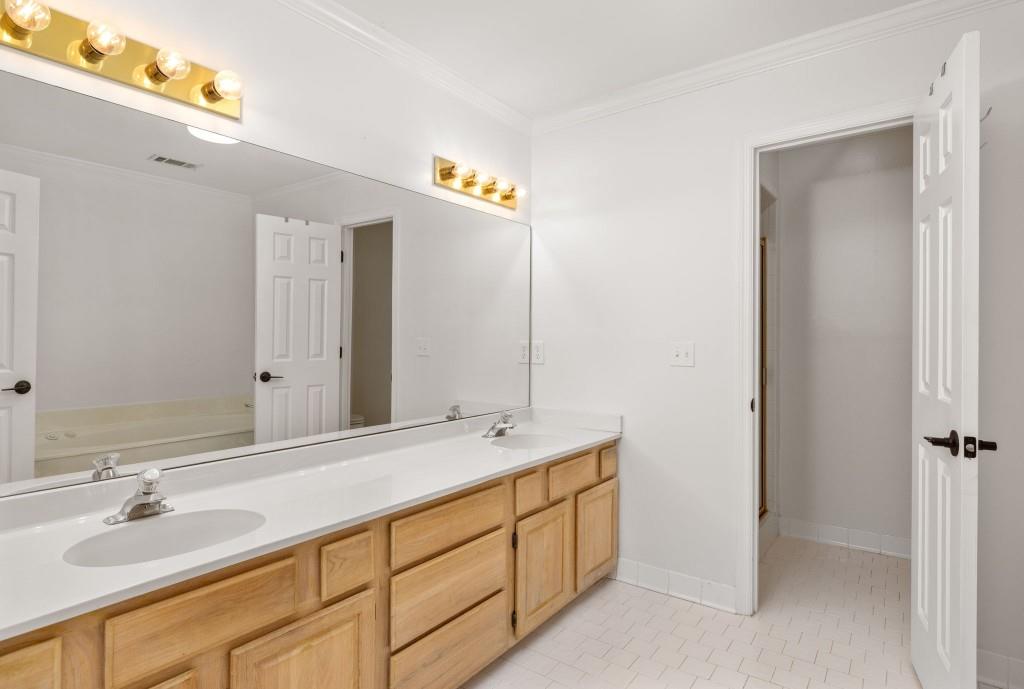 206 Cameron Place Southeast Atlanta, GA 30339 - Photo 23 of 39