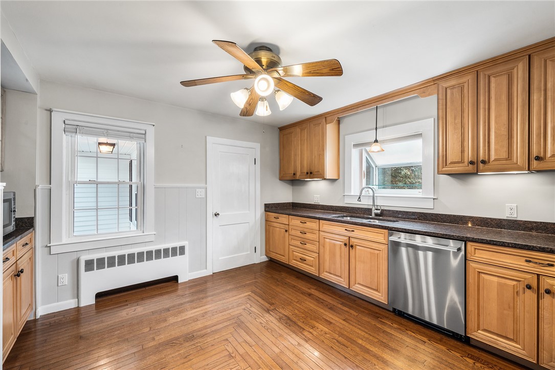 3714 Mendon Road Cumberland, RI 02864 - Photo 5 of 35 Gallery Image 5