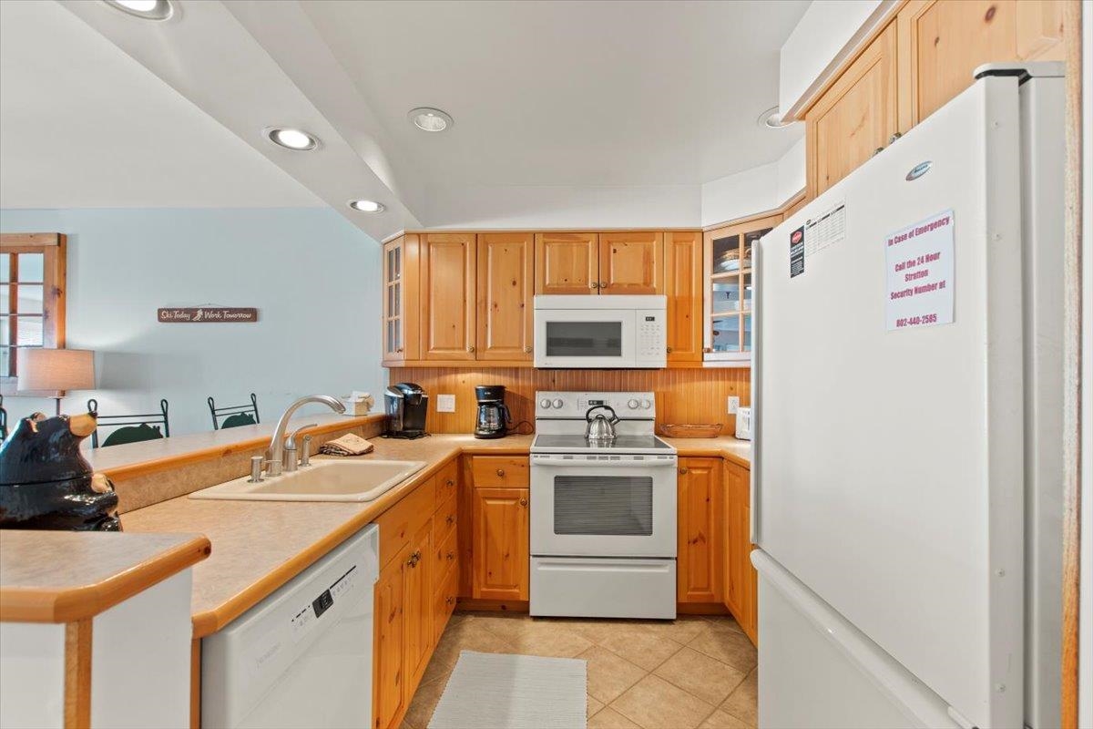 792 Stratton Mountain Road, Unit 4419 Stratton, VT 05155 - Photo 11 of 32 Gallery Image 11