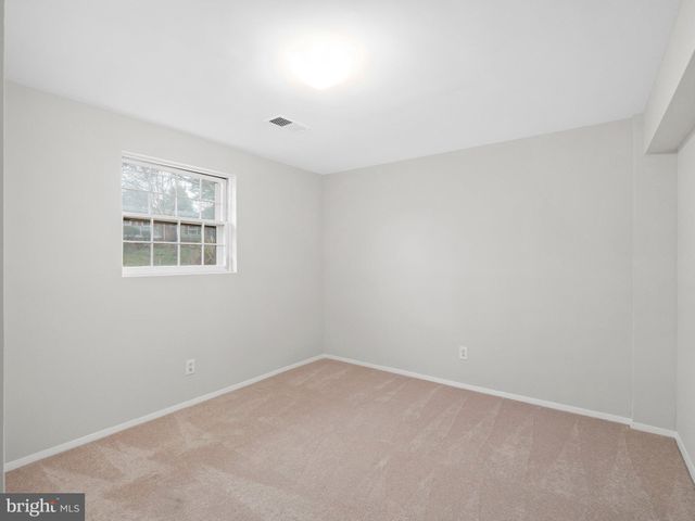 $590,000 | 11905 Hunters Lane, Rockville, MD 20852