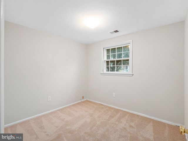 $590,000 | 11905 Hunters Lane, Rockville, MD 20852