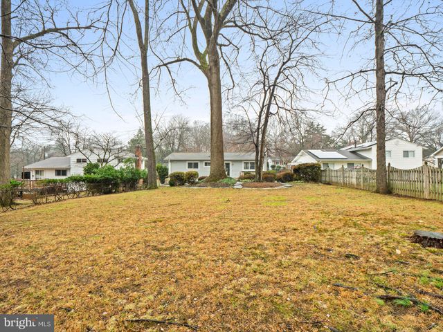 $590,000 | 11905 Hunters Lane, Rockville, MD 20852