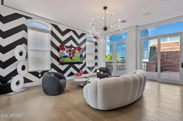 $2,400,000 | 2017 North 1st Avenue, Phoenix, AZ 85004