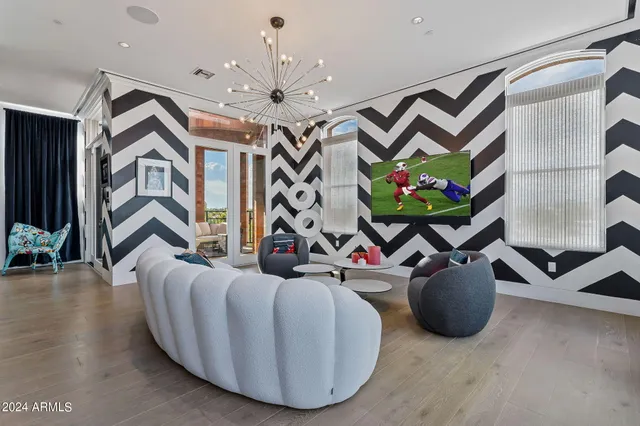 $2,400,000 | 2017 North 1st Avenue, Phoenix, AZ 85004