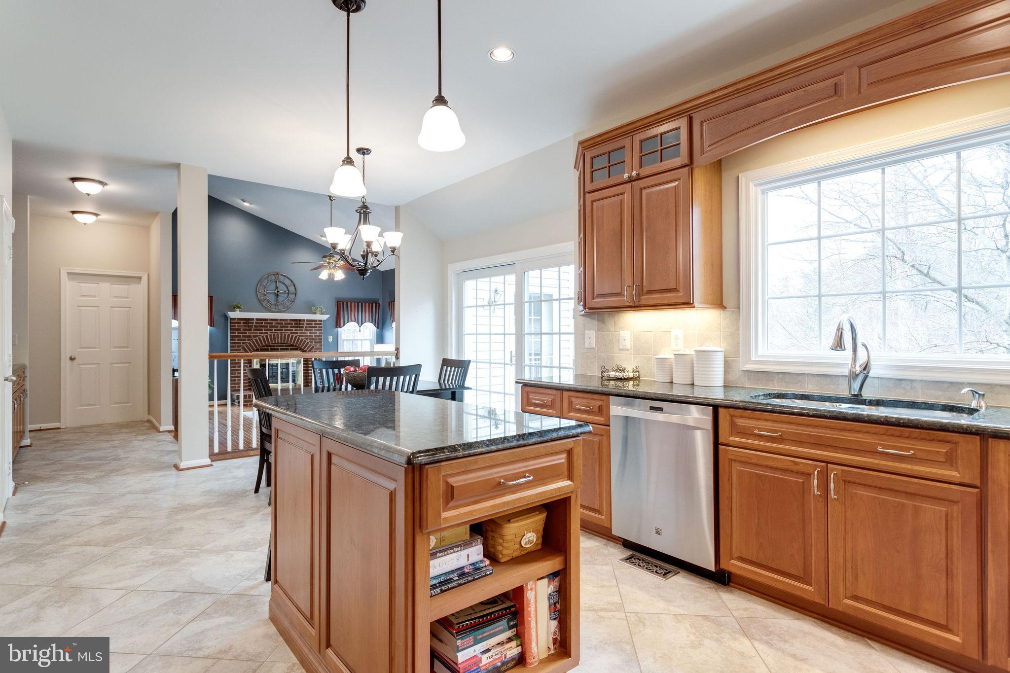 8548 Hooes Road Springfield, VA 22153 - Photo 19 of 53 Island with Booknook
